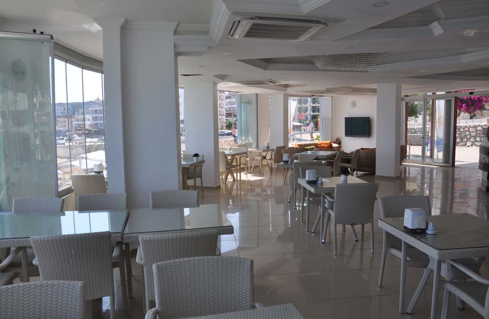 Tepe Beach Hotel Kızkalesi Eksteriør billede