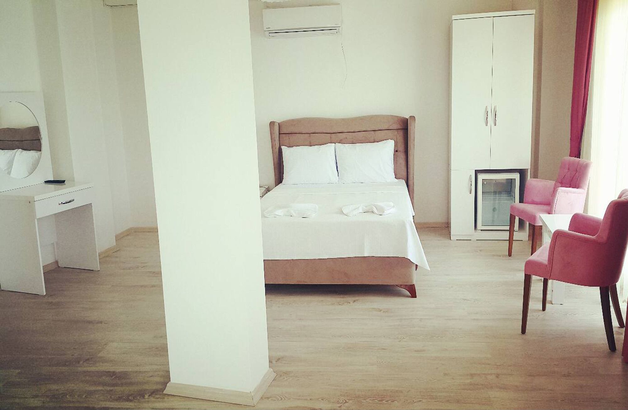 Tepe Beach Hotel Kızkalesi Eksteriør billede